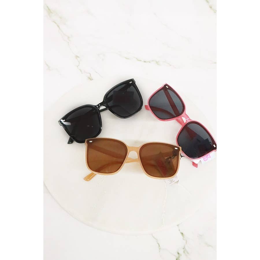 Kaitlyn Dazey Shades Fashion Sunglass: MIX COLOR / ONE