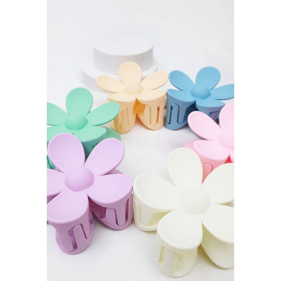 Pastel Tone Daisy Hair Clips: MIX COLOR / ONE