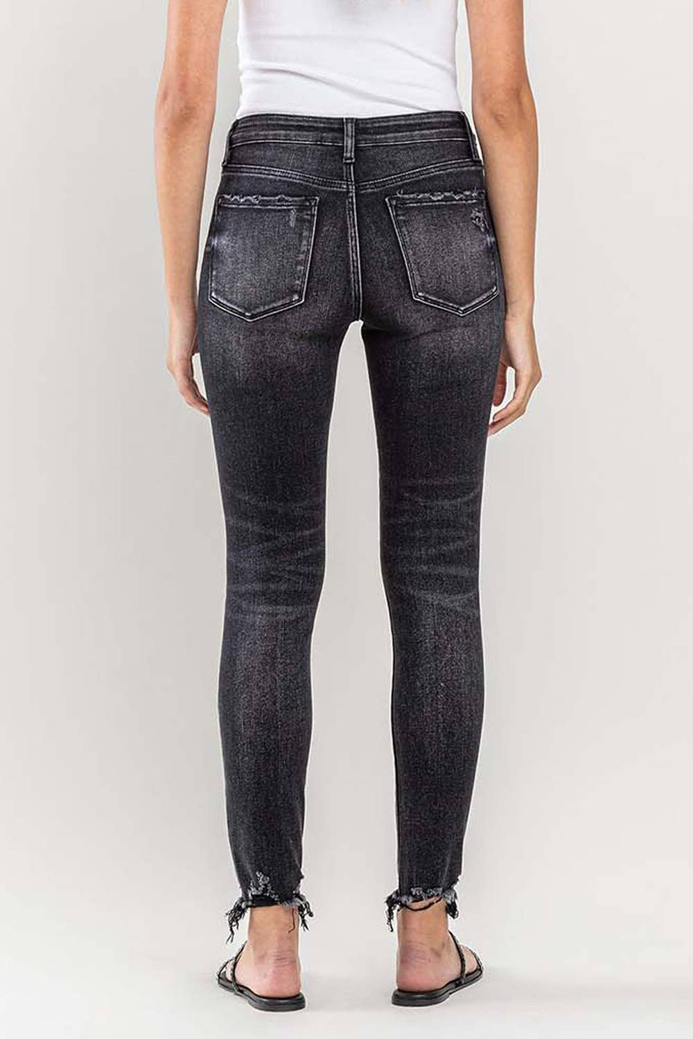 VERVET : MID RISE UNEVEN RAW HEM CROP SKINNY JEANS-WELL-MADE