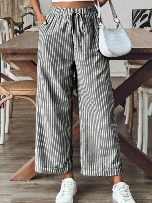 Stripped Flared Cropped Pants